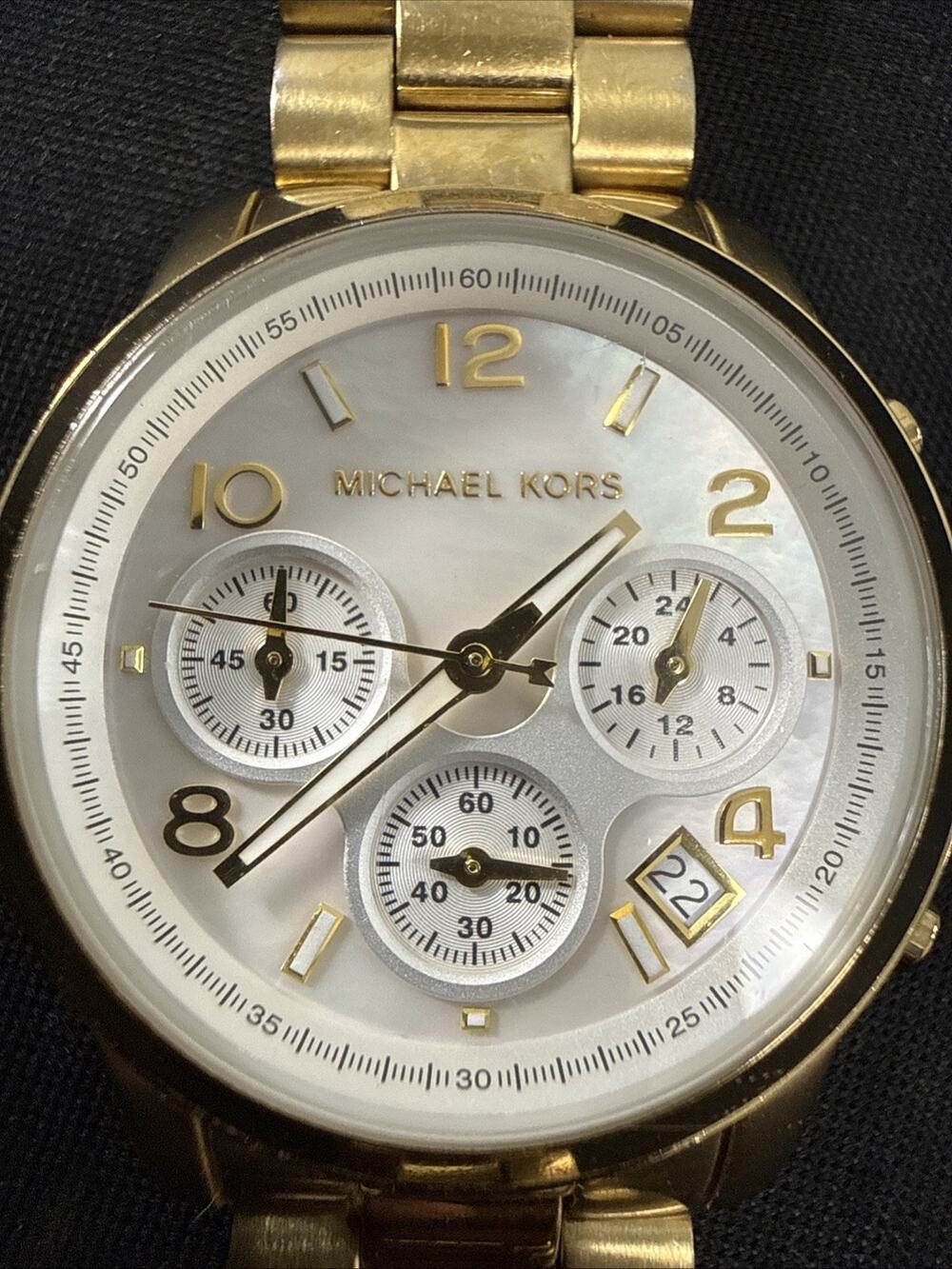 MICHAEL KORS RUNWAY MOTHER OF PEARL MK-5305 NEW BATTERY 38mm 5.75” BAND